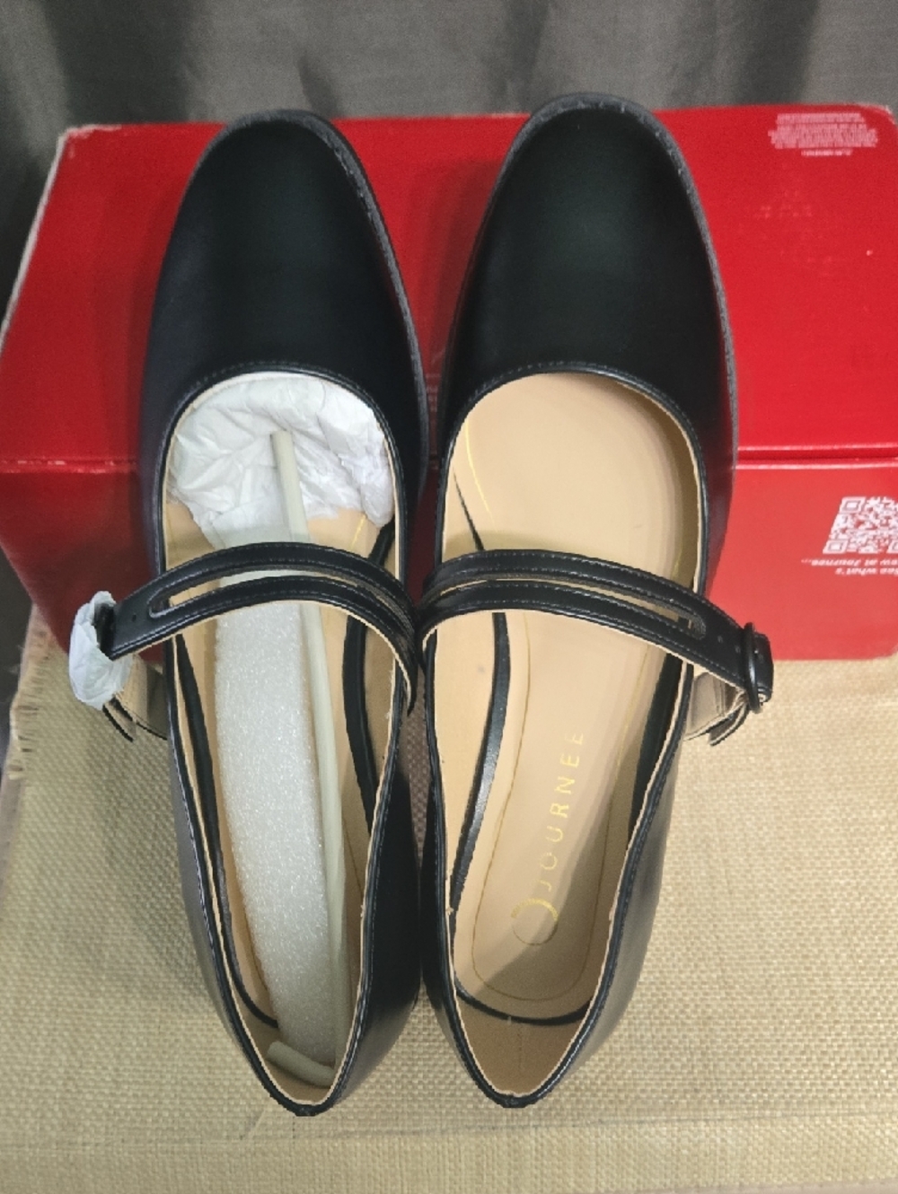 Black Double-Strap Mary Jane Block Heels - Picture 4 of 10